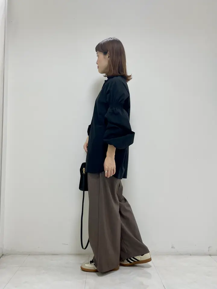 ONWARD CROSSET SELECT 岡田 コーディネート画像