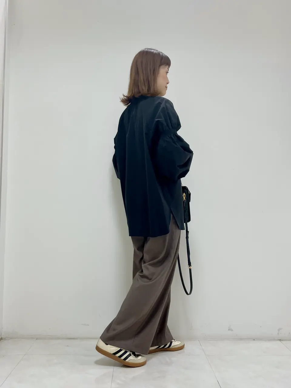 ONWARD CROSSET SELECT 岡田 コーディネート画像