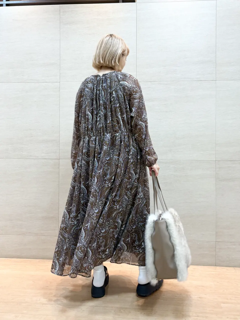 ONWARD CROSSET SELECT 佐藤 コーディネート画像