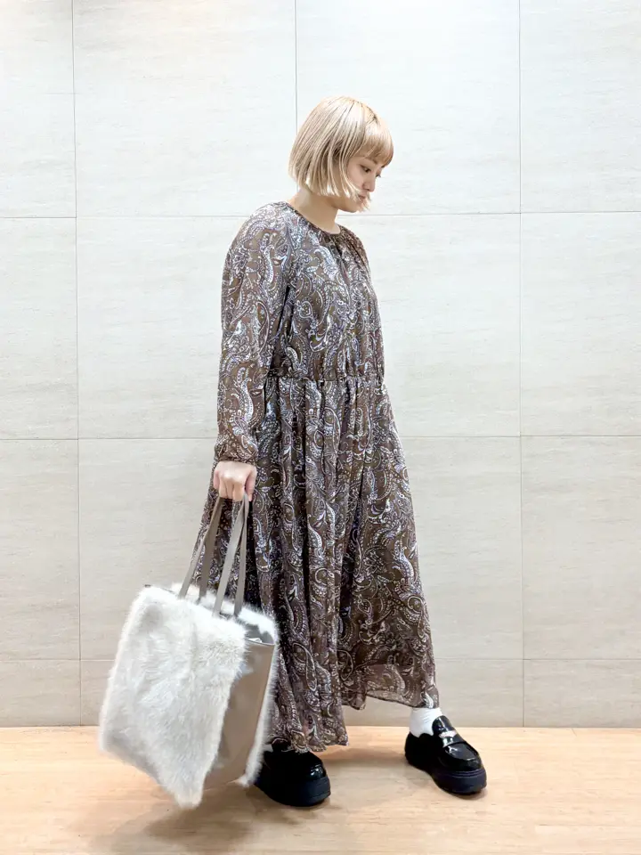 ONWARD CROSSET SELECT 佐藤 コーディネート画像