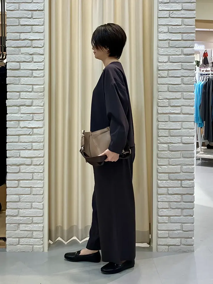 ONWARD CROSSET SELECT Tomi コーディネート画像