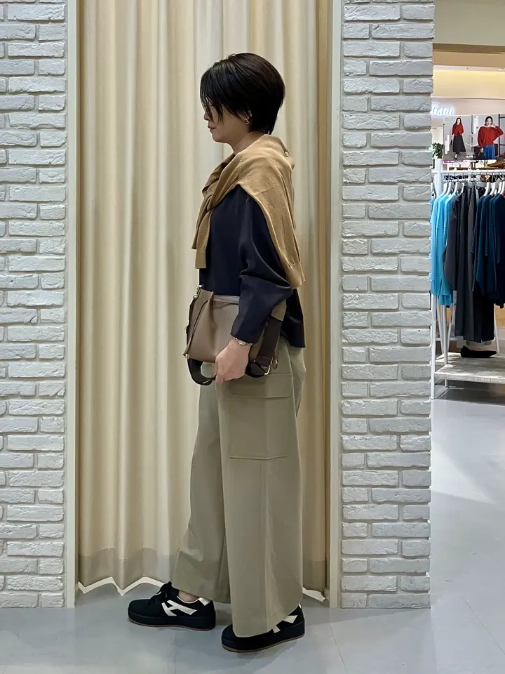 ONWARD CROSSET SELECT Tomi コーディネート画像