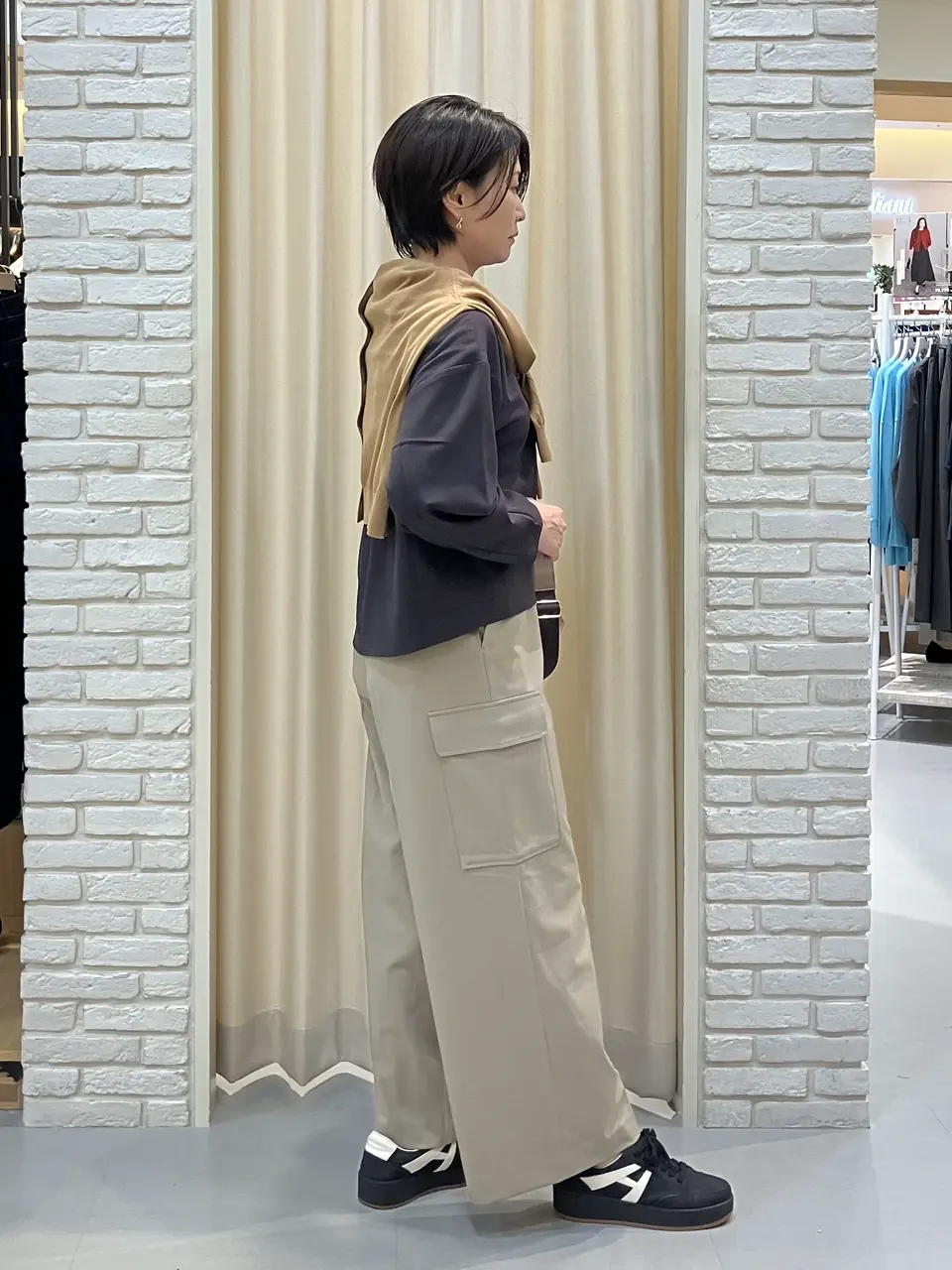 ONWARD CROSSET SELECT Tomi コーディネート画像