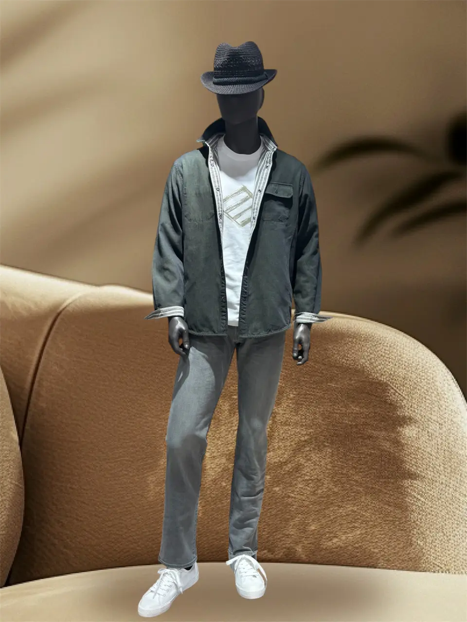 ONWARD CROSSET SELECT 藤本 コーディネート画像