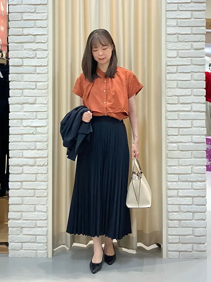 ONWARD CROSSET SELECT 檀 コーディネート画像