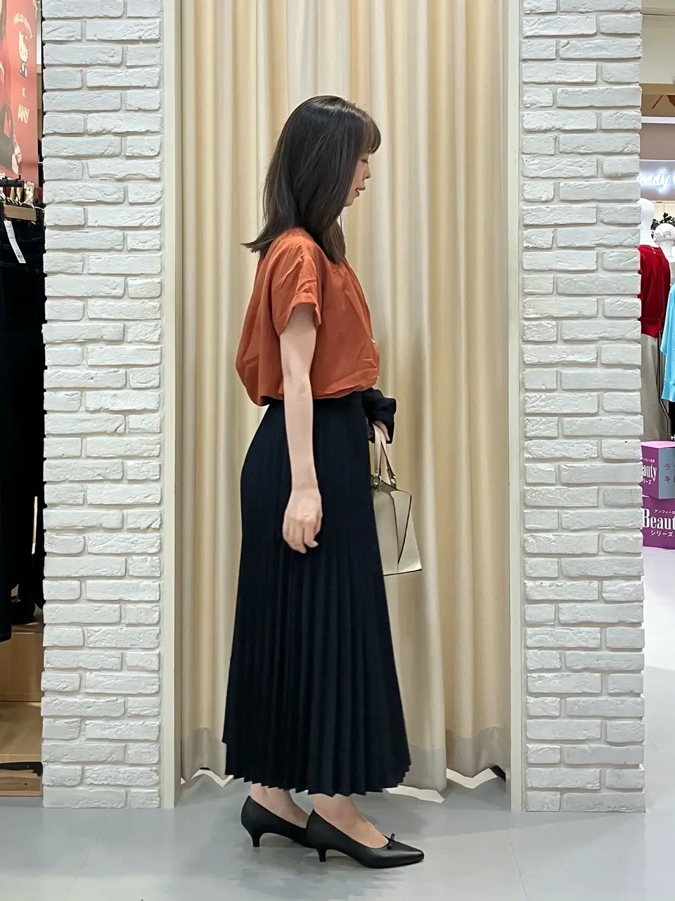 ONWARD CROSSET SELECT 檀 コーディネート画像