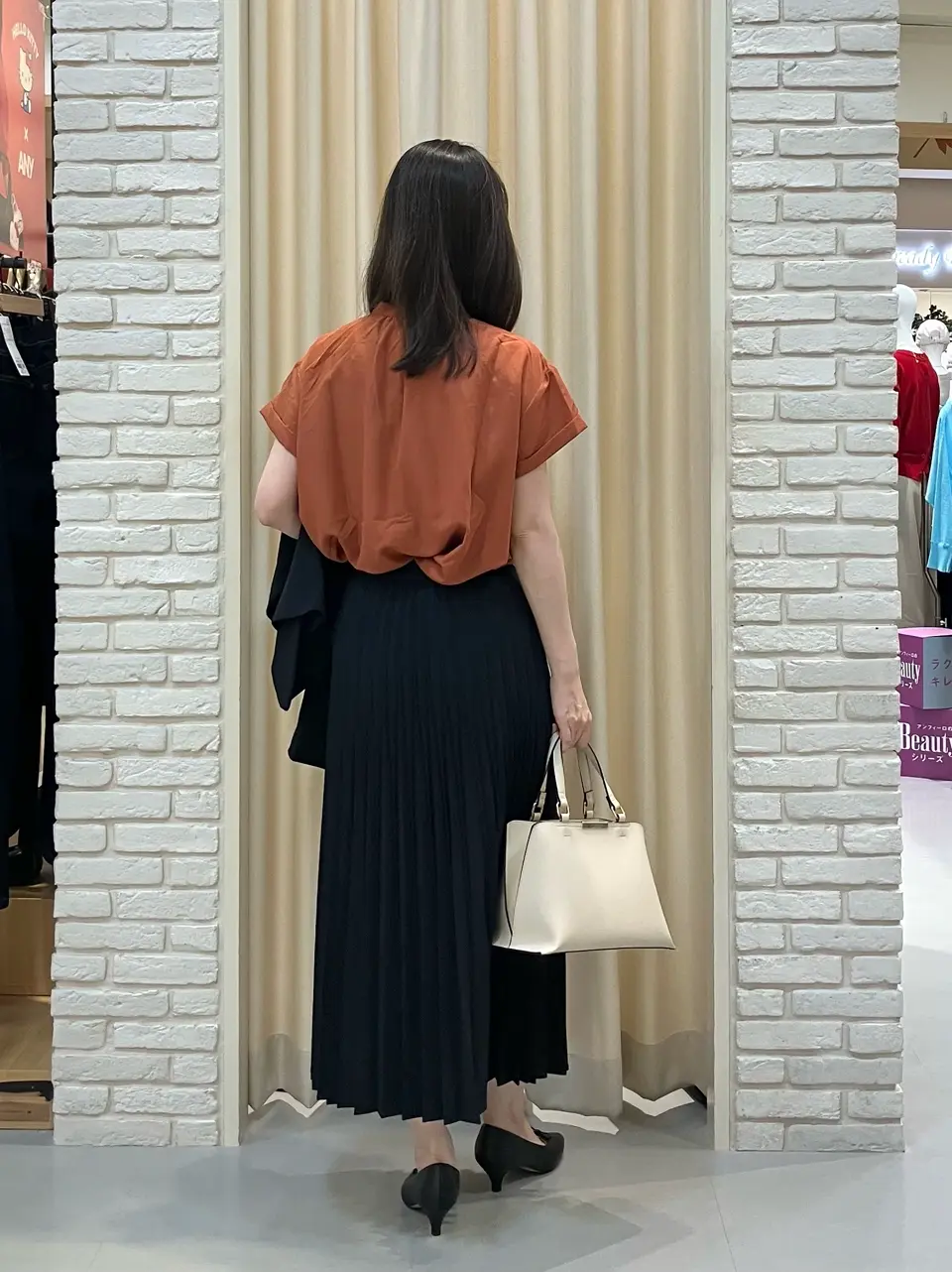 ONWARD CROSSET SELECT 檀 コーディネート画像