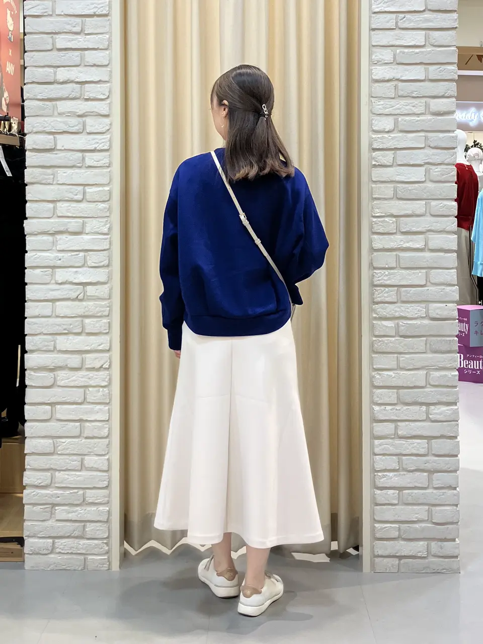 ONWARD CROSSET SELECT 檀 コーディネート画像