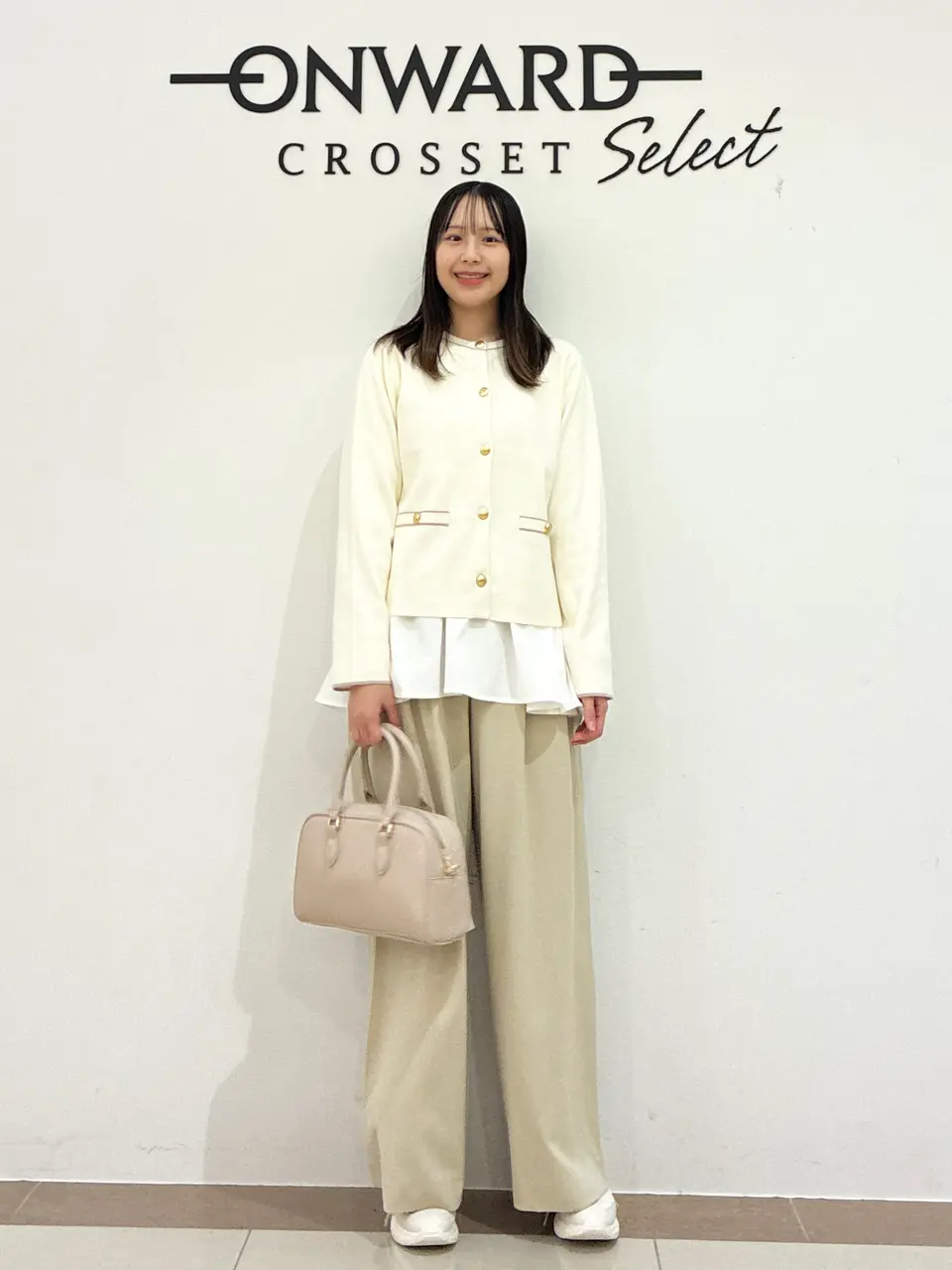  スタッフ コーディネート画像