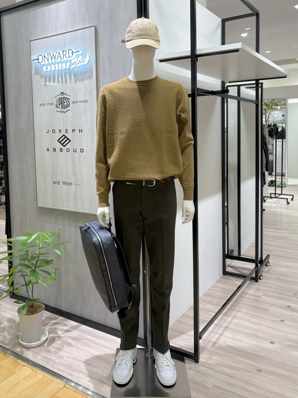 ONWARD CROSSET SELECT TAKI コーディネート画像