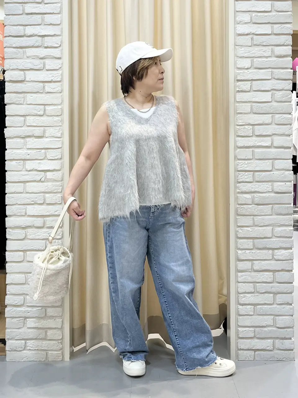 ONWARD CROSSET SELECT 吉田 コーディネート画像