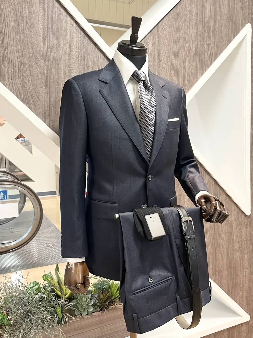 ONWARD CROSSET SELECT 小管 コーディネート画像