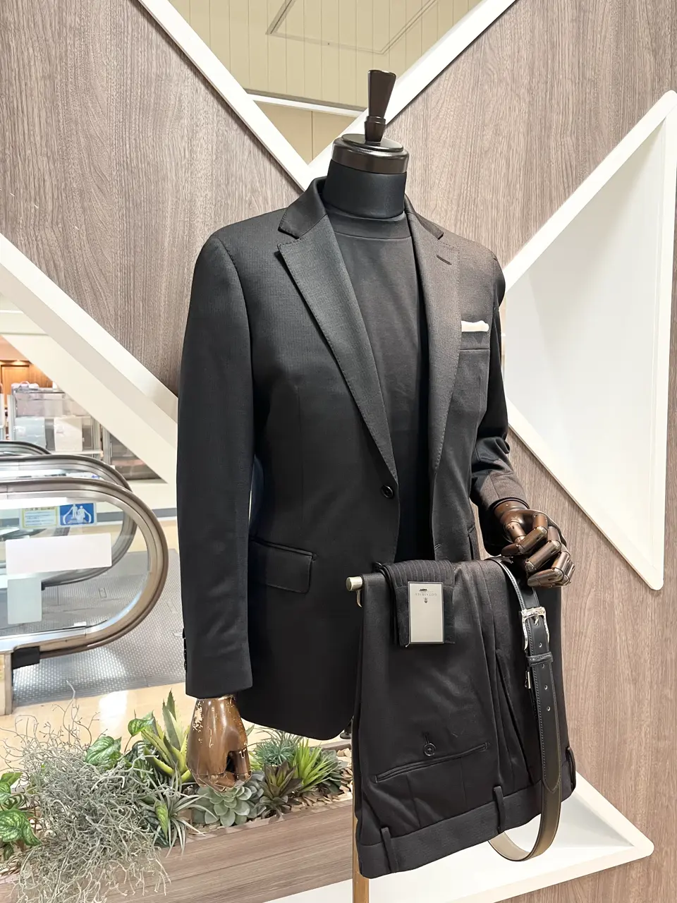 ONWARD CROSSET SELECT 小管 コーディネート画像