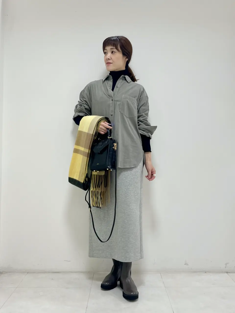 ONWARD CROSSET SELECT 岡田 コーディネート画像