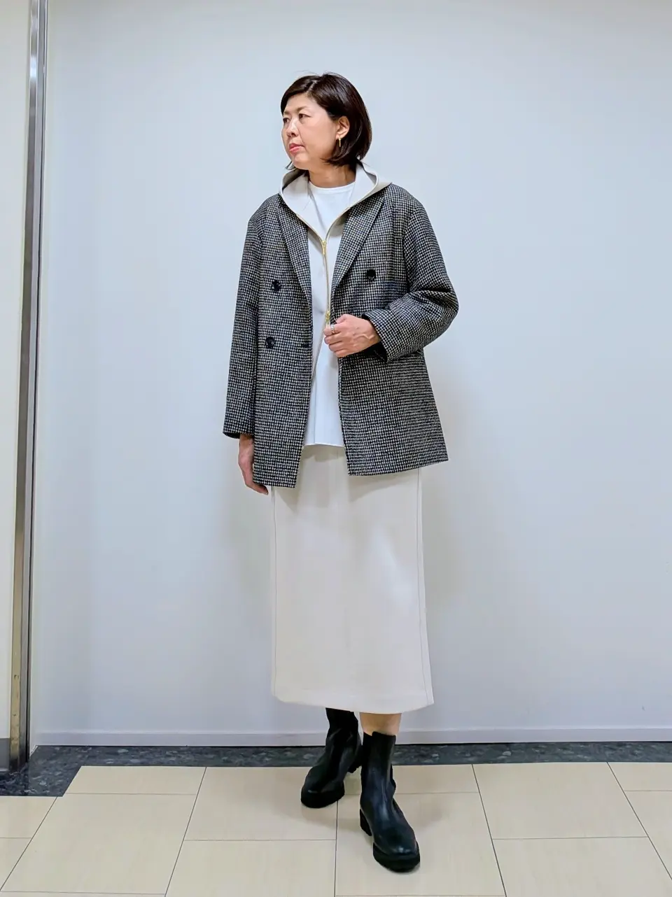 新品〈23区ベルト付き コート〉Mジャケット オンワード樫山 男女兼用 M GOLD LABEL】MANTECO スーペリアリネン ジャケット / 23区