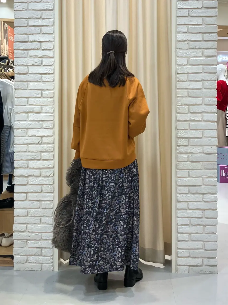 ONWARD CROSSET SELECT 檀 コーディネート画像