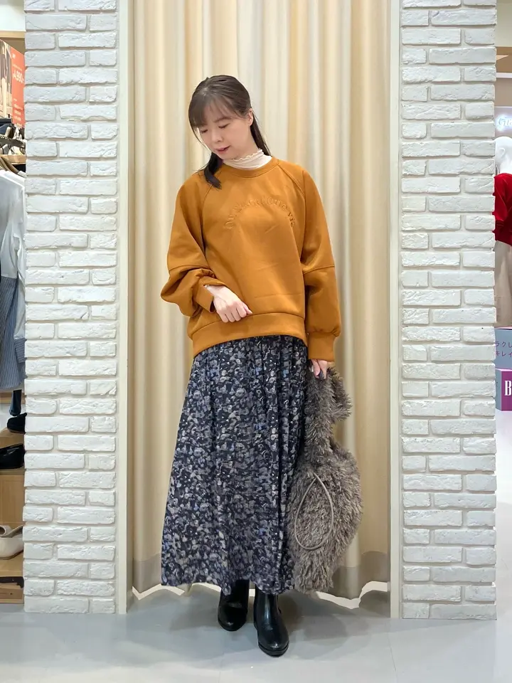 ONWARD CROSSET SELECT 檀 コーディネート画像