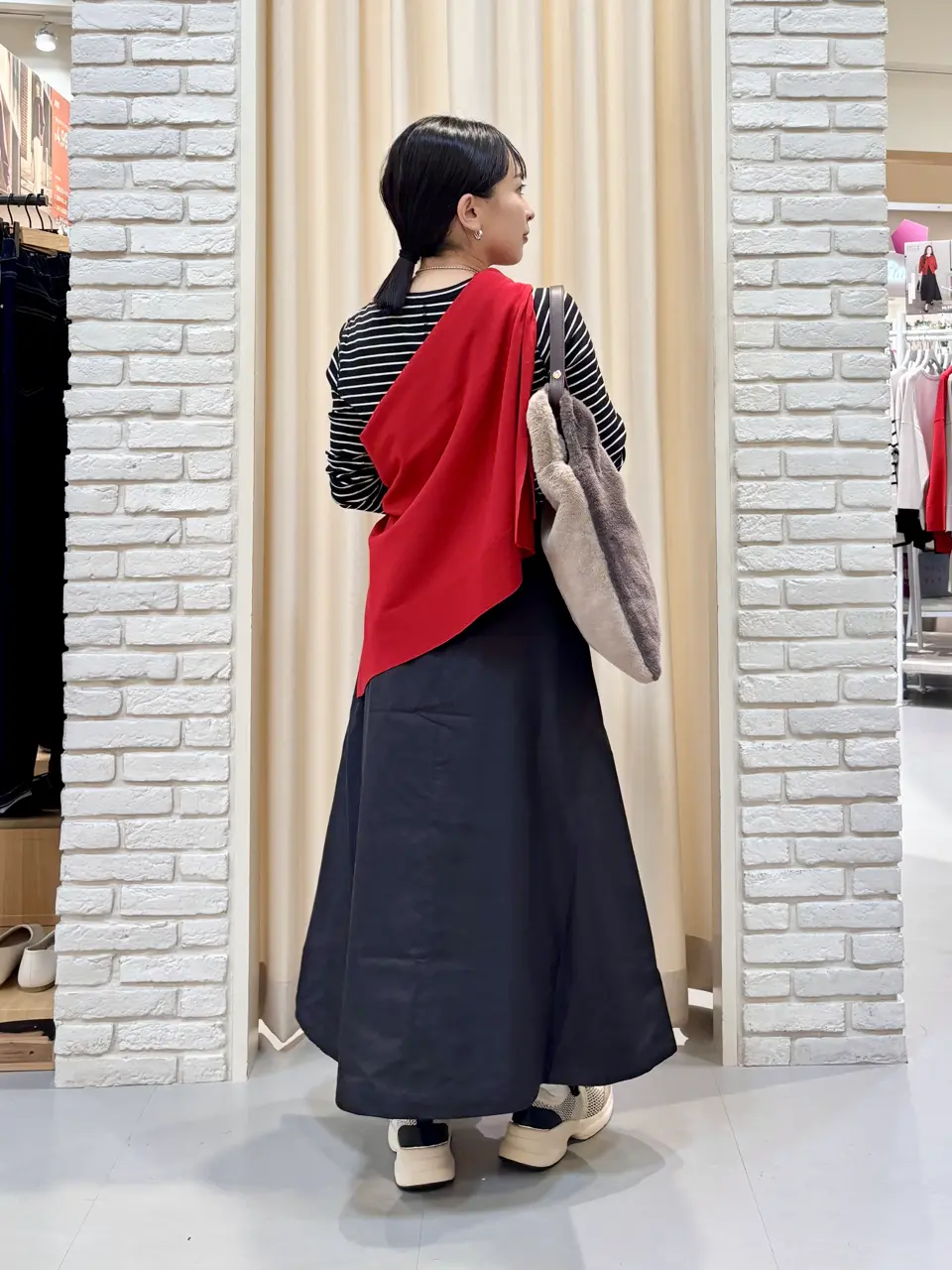 ONWARD CROSSET SELECT 服部 コーディネート画像