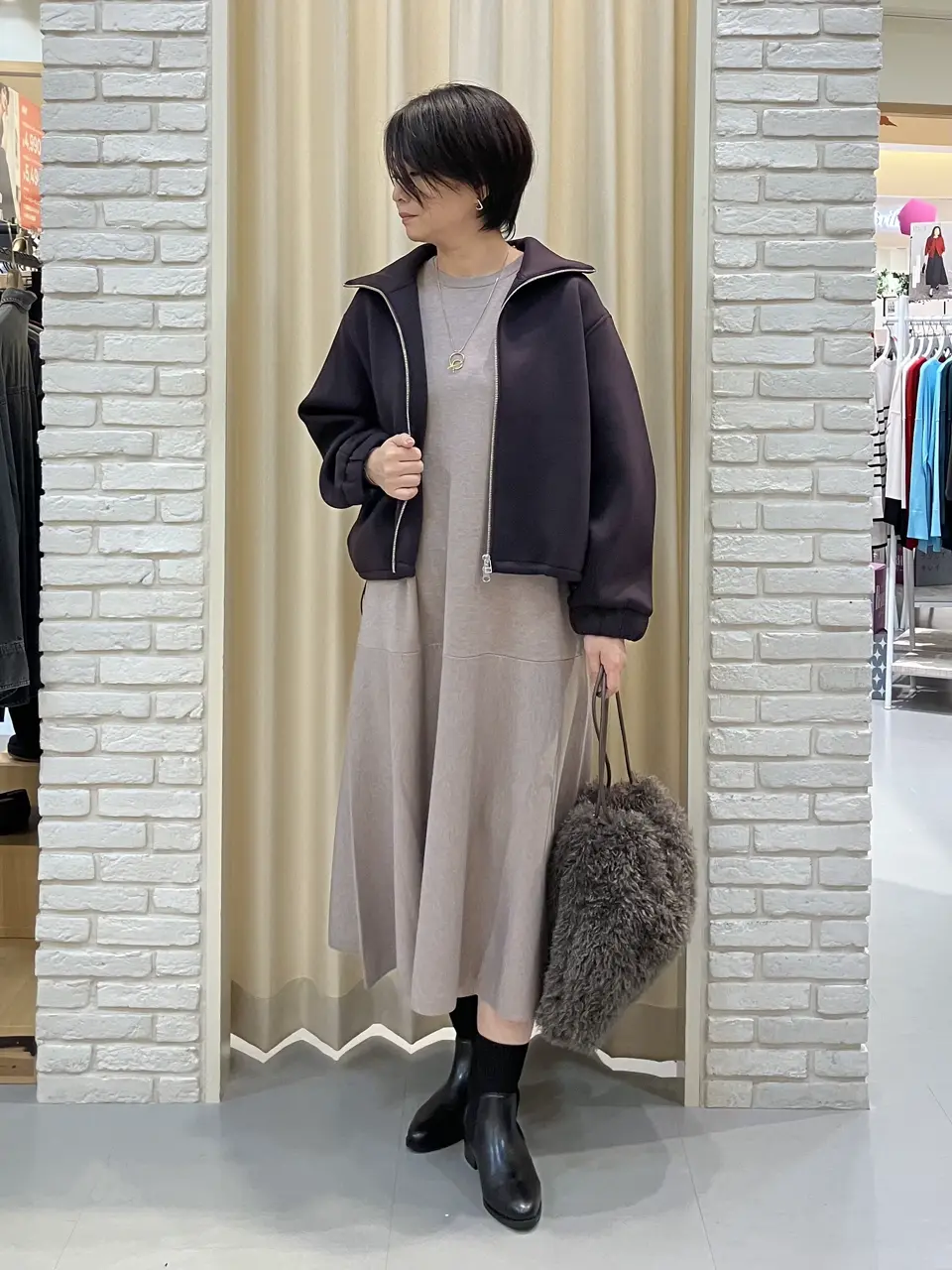 ONWARD CROSSET SELECT Tomi コーディネート画像