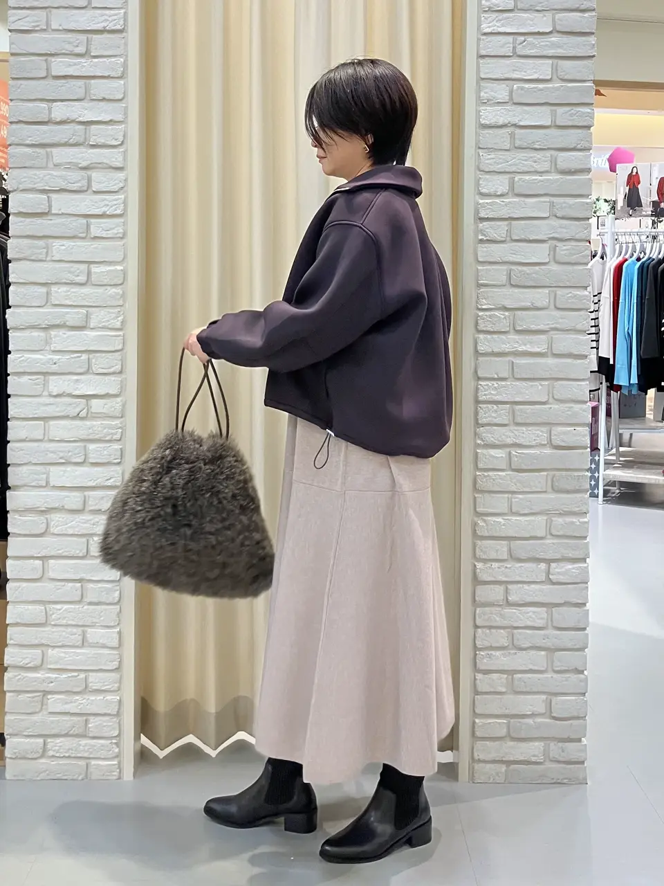 ONWARD CROSSET SELECT Tomi コーディネート画像