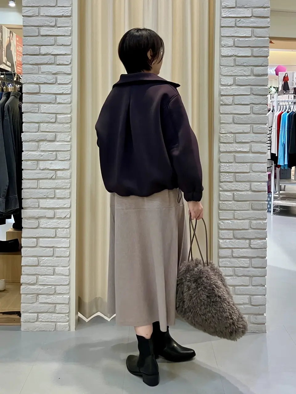 ONWARD CROSSET SELECT Tomi コーディネート画像