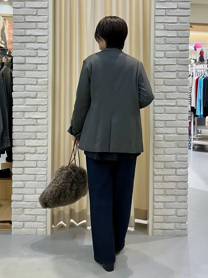 ONWARD CROSSET SELECT Tomi コーディネート画像