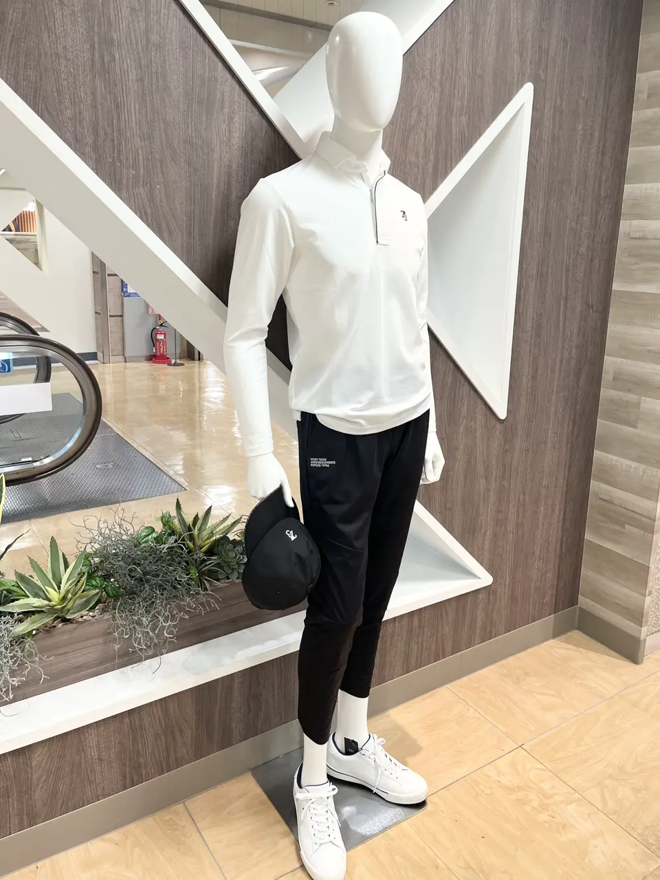 ONWARD CROSSET SELECT 小管 コーディネート画像