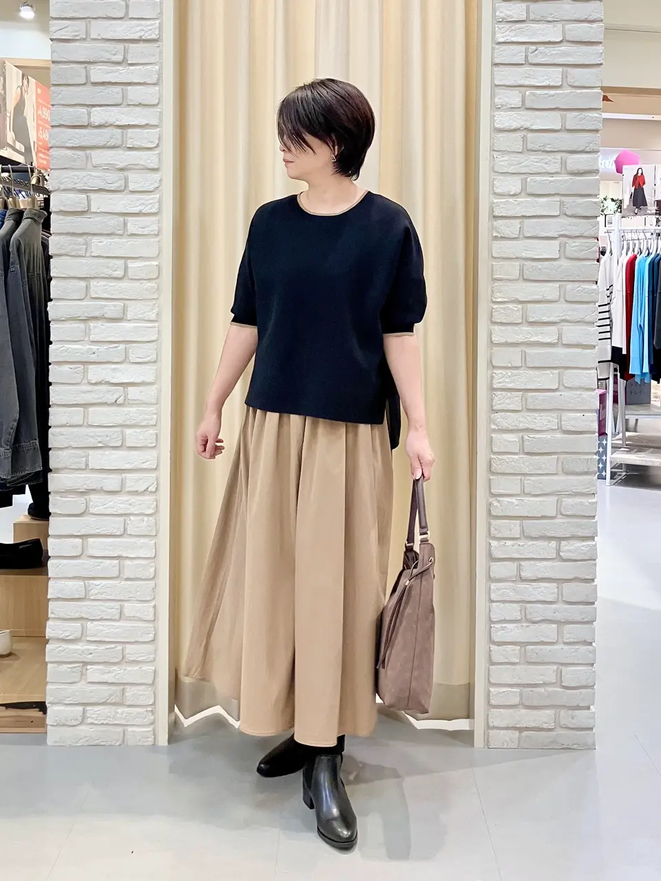 ONWARD CROSSET SELECT Tomi コーディネート画像