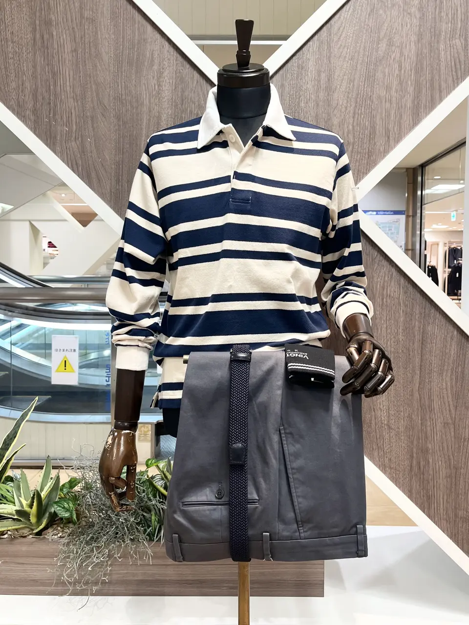 新品23区ゴルフMサイズ ストレッチ/通気性 ドットエアー ライトワンピース 公式】23区GOLF | ファッション通販サイト[オンワード