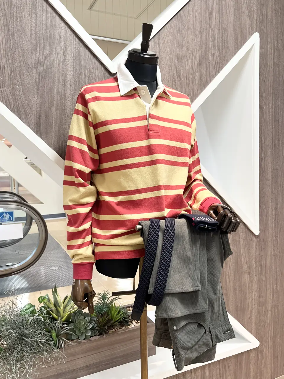 ONWARD CROSSET SELECT 小管 コーディネート画像