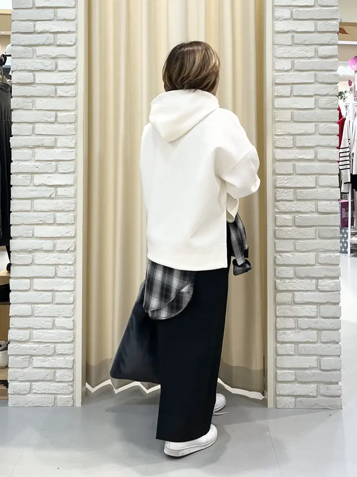 ONWARD CROSSET SELECT 吉田 コーディネート画像