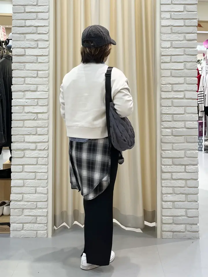 ONWARD CROSSET SELECT 吉田 コーディネート画像