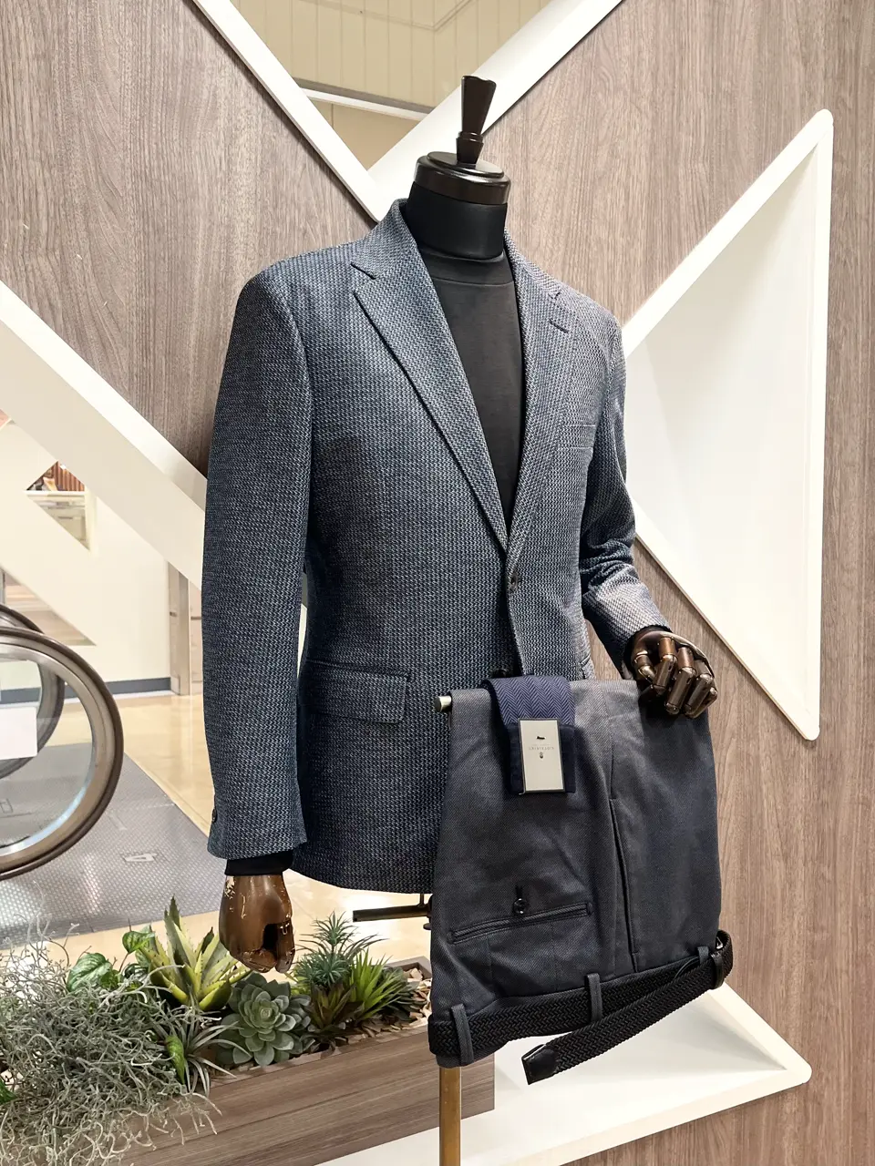 ONWARD CROSSET SELECT 小管 コーディネート画像