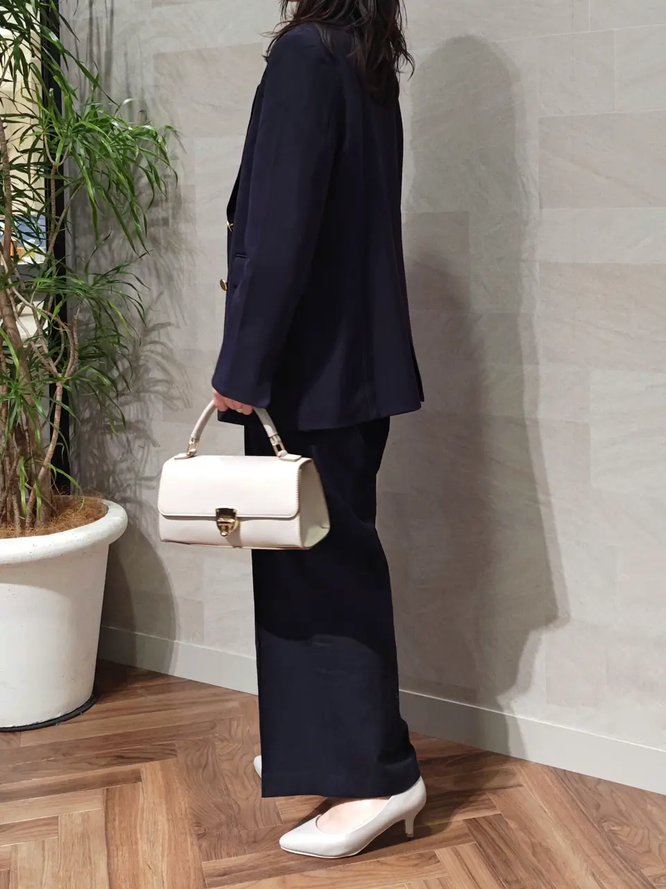 ONWARD CROSSET SELECT 浅岡 コーディネート画像