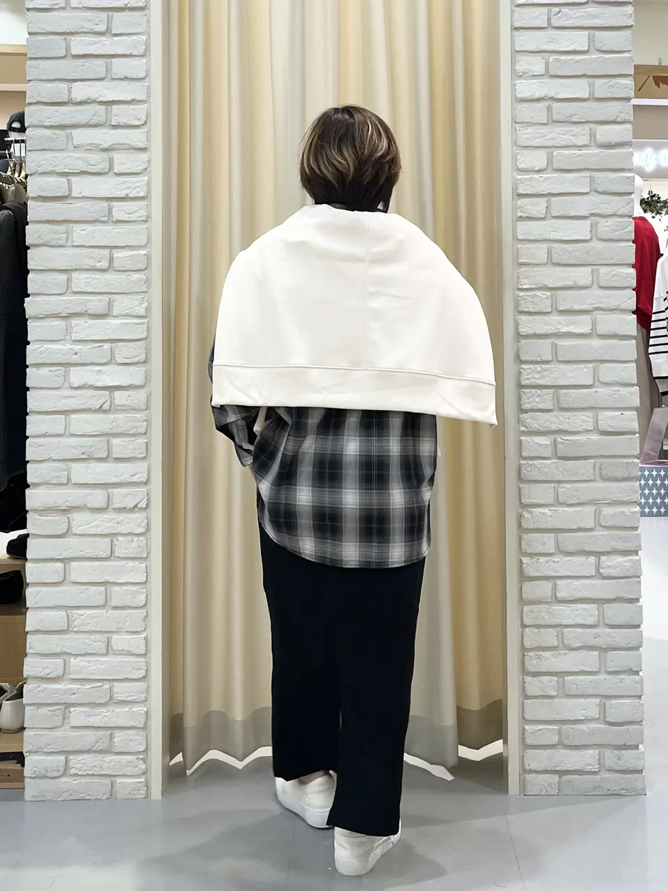 ONWARD CROSSET SELECT 吉田 コーディネート画像