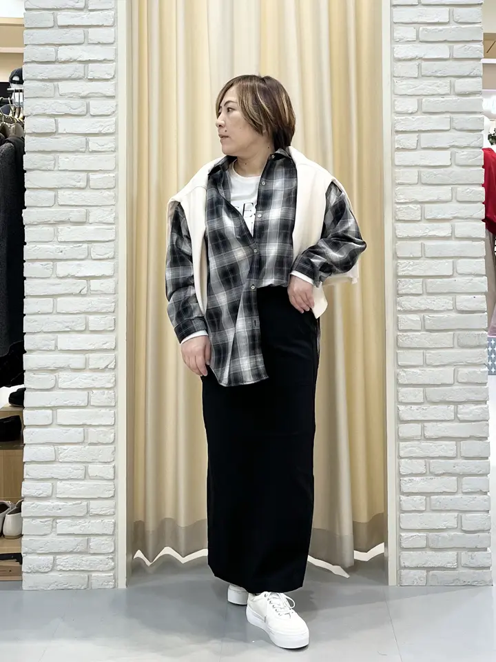 ONWARD CROSSET SELECT 吉田 コーディネート画像