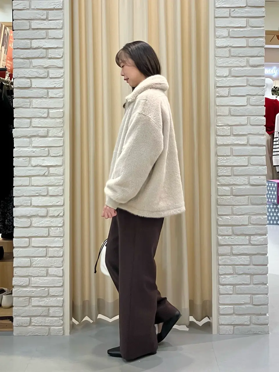 ONWARD CROSSET SELECT 檀 コーディネート画像