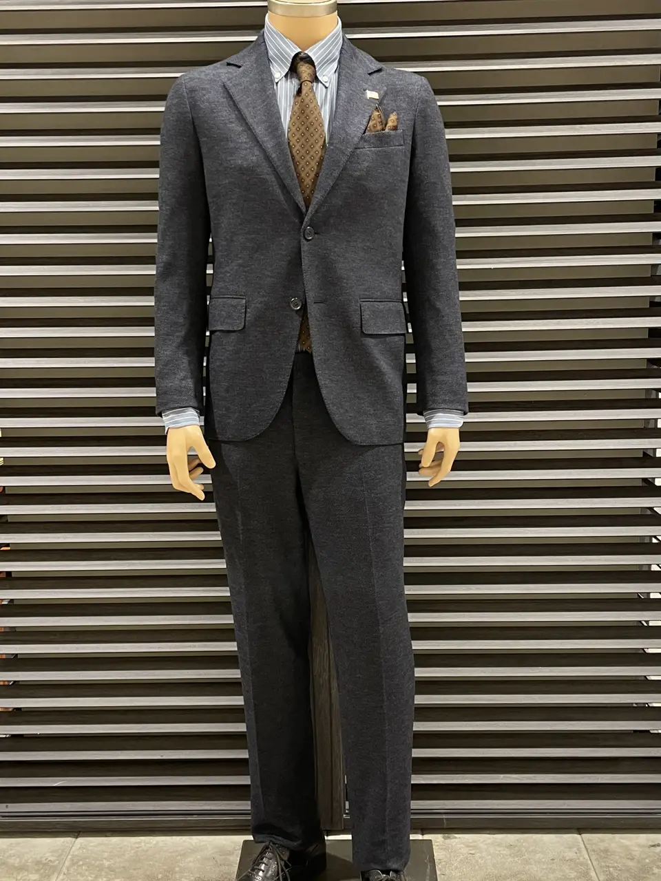 ONWARD CROSSET SELECT 鎌田悠希 コーディネート画像