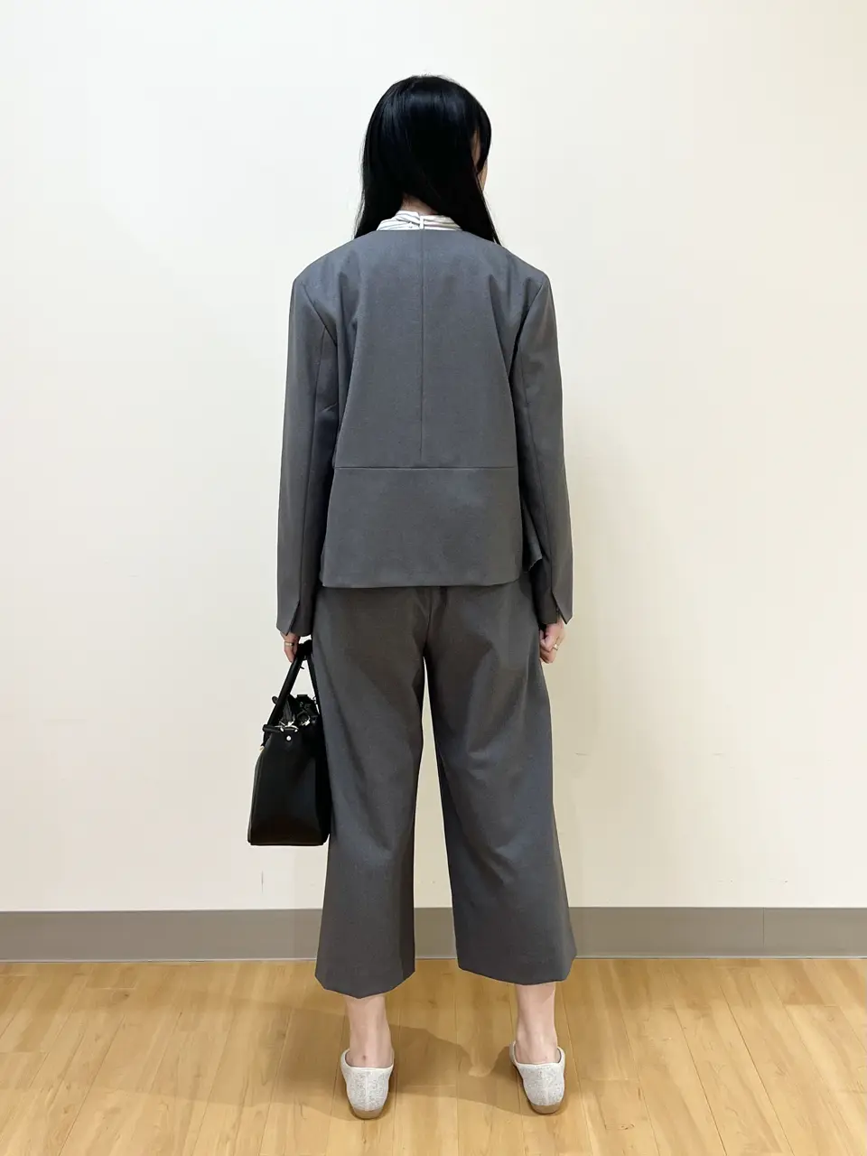 ONWARD CROSSET SELECT Aina コーディネート画像