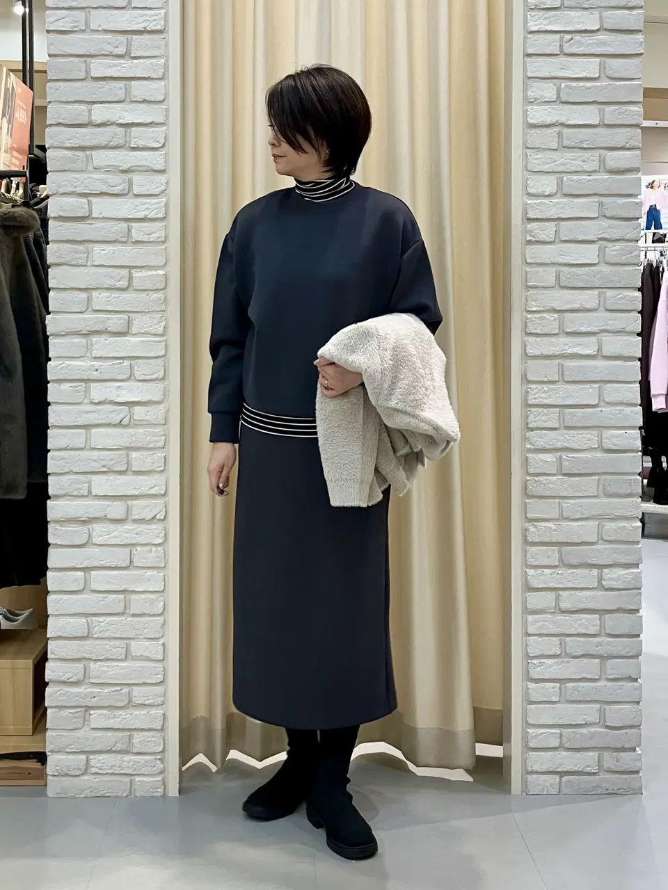 ONWARD CROSSET SELECT Tomi コーディネート画像