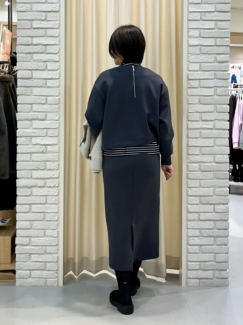 ONWARD CROSSET SELECT Tomi コーディネート画像