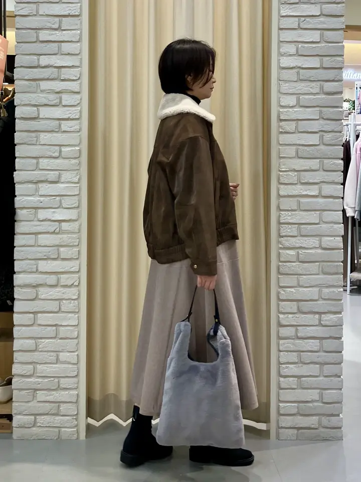 ONWARD CROSSET SELECT Tomi コーディネート画像