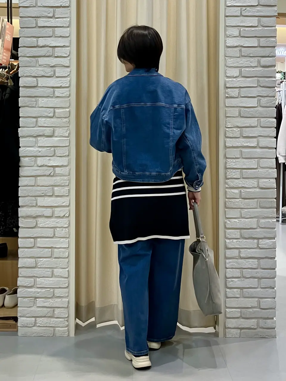 ONWARD CROSSET SELECT Tomi コーディネート画像