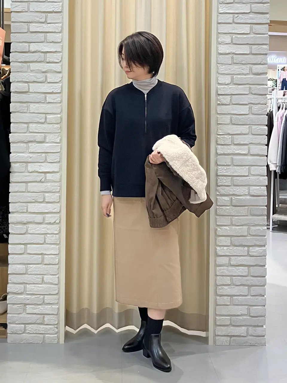 ONWARD CROSSET SELECT Tomi コーディネート画像