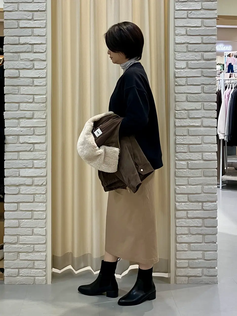 ONWARD CROSSET SELECT Tomi コーディネート画像