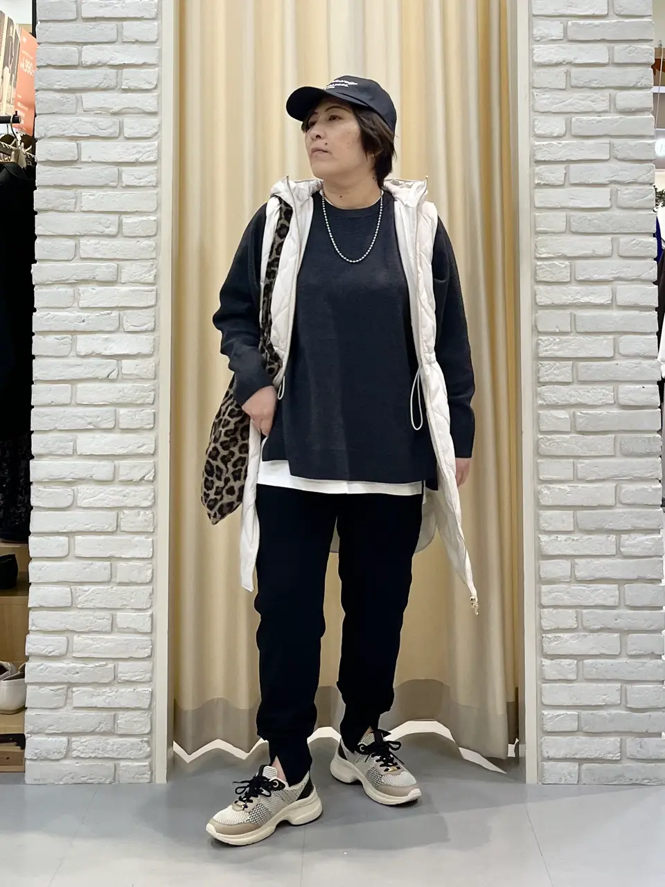 ONWARD CROSSET SELECT 吉田 コーディネート画像