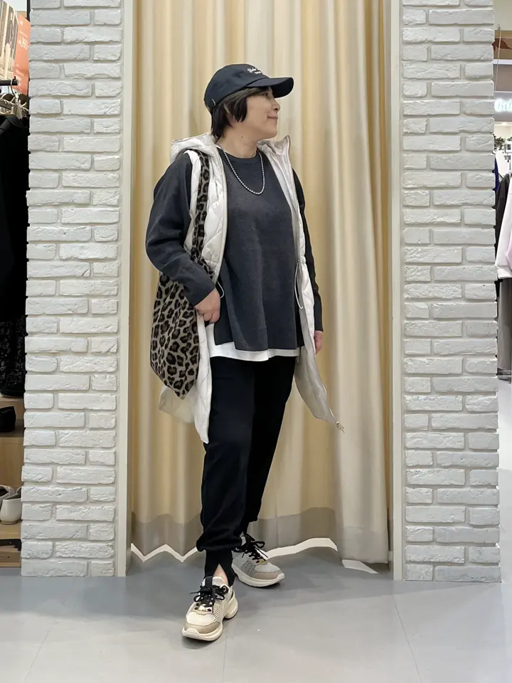 ONWARD CROSSET SELECT 吉田 コーディネート画像