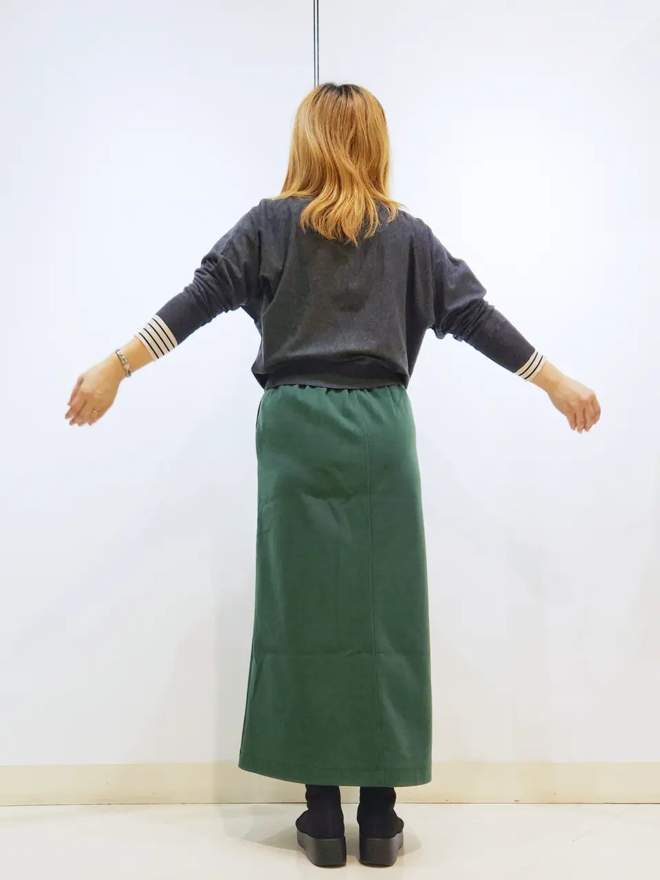 ONWARD CROSSET SELECT 中野 コーディネート画像