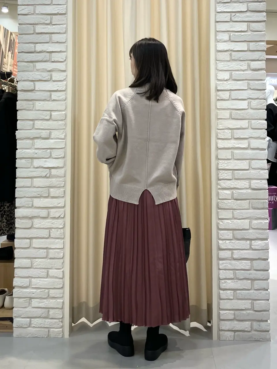 ONWARD CROSSET SELECT 檀 コーディネート画像