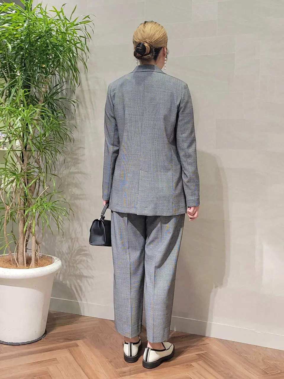 ONWARD CROSSET SELECT 西村 コーディネート画像